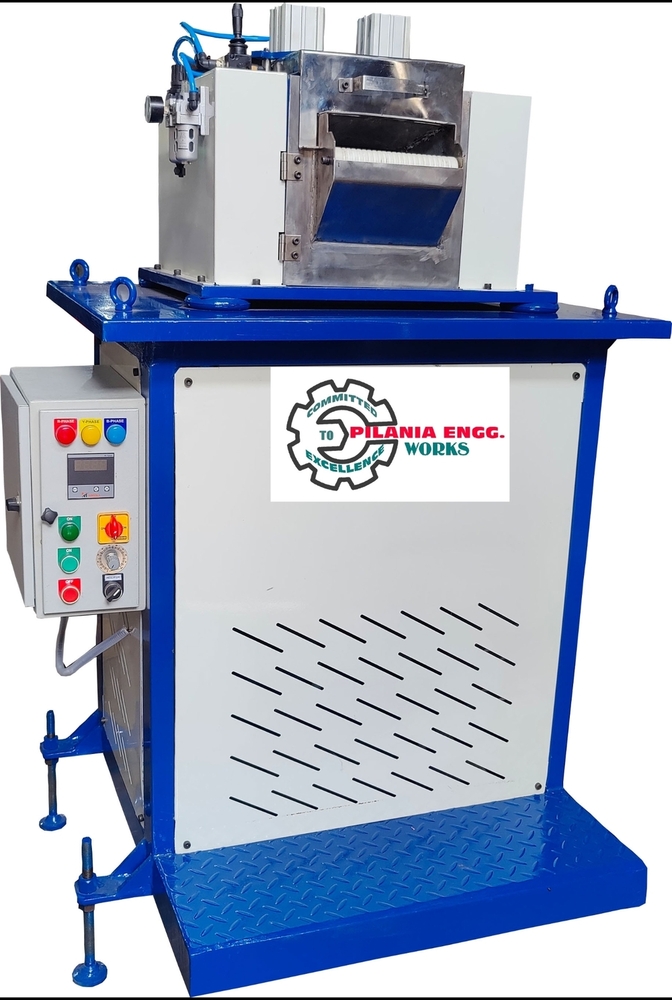 Plastic pelletizer machine