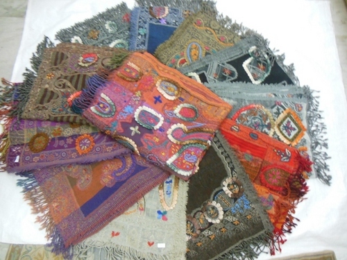 100% boil woollen embroidery stoles