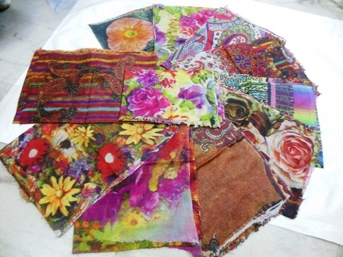 woollen digital stoles in lambs