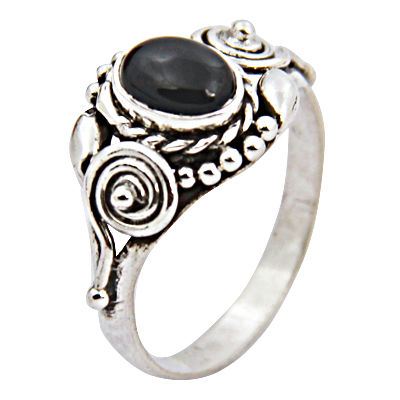 Amazon.com: Silvesto India Black Onyx 925 Sterling Silver Ring Designer  Jewellery Onyx Oval Gemstone Handmade Women Jewelry (5) : Handmade Products