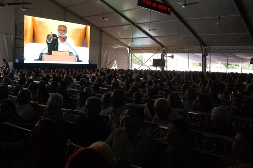 INDOOR FULL COLOR LED DISPLAY SYSTEM