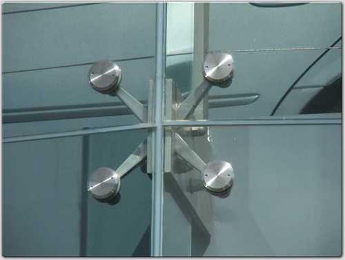 spider structural glazing
