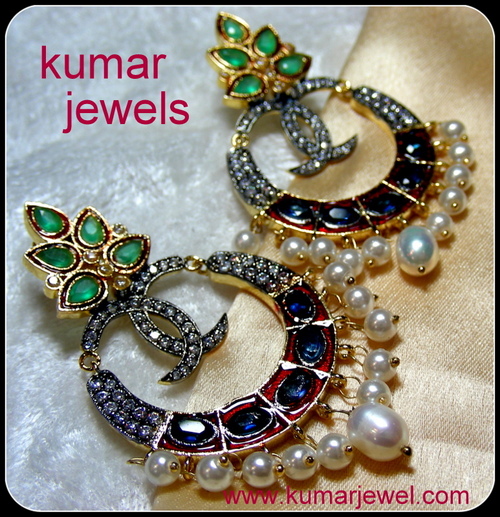 Pearl beaded jewelry