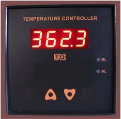 Temperature Controller (Size:96(w)x96(h)x65(d) mm)