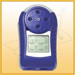 Multi Gas Detector By SUPER SAFETY SERVICES