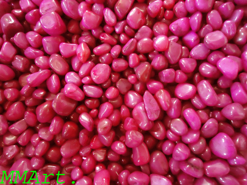Rubi Red Coloured pebble