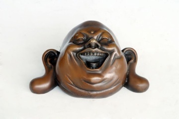 Head of laughing Budha