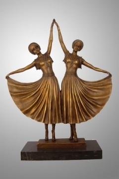 Royal Twin Dancer