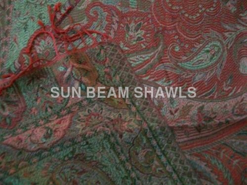 SILK PAISLEY DESIGN