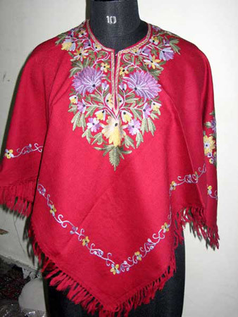 Woolen Pounchu