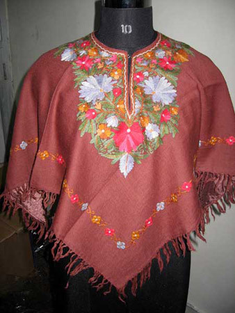 Woolen Pounchu