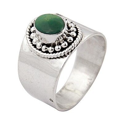 Fantastic Fashionable Green Onyx Gemstone Silver Ring