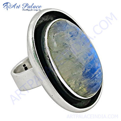 Stylish 925 Sterling Silver Ring With Rainbow Moonstone 