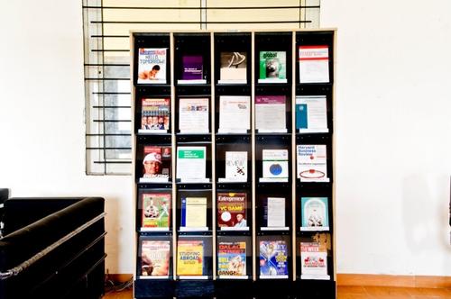 Magazine Rack