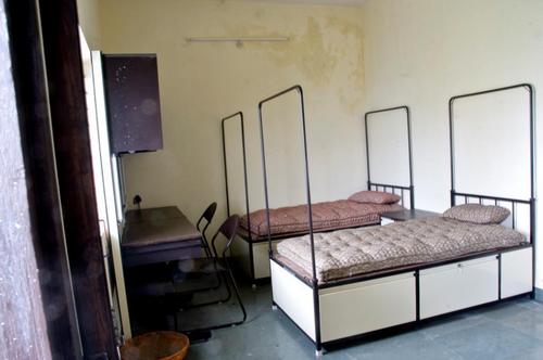 Hostel Bed - Metal Frame Design, Twin Size with Comfortable Memory Foam Mattress