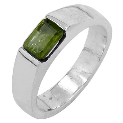 Charming Peridot Gemstone Silver Ring