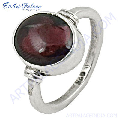 Fashionable Garnet Silver Ring