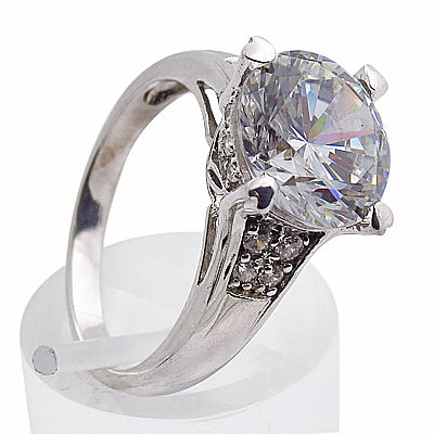 Newest Product White Cubic Zirconia Gemstone Silver Ring