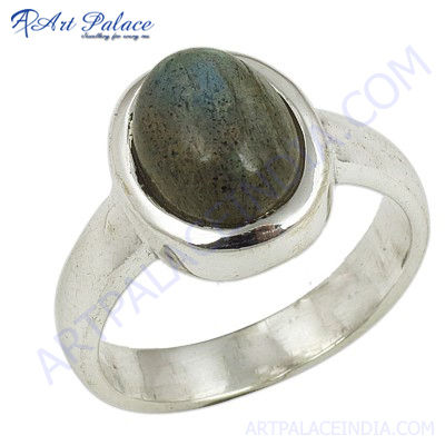 Hot  Labradorite  Silver Ring