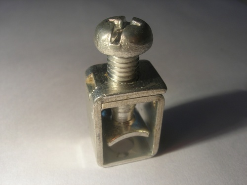 Box Clamp with screw Assembly