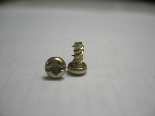 Hilo Screw