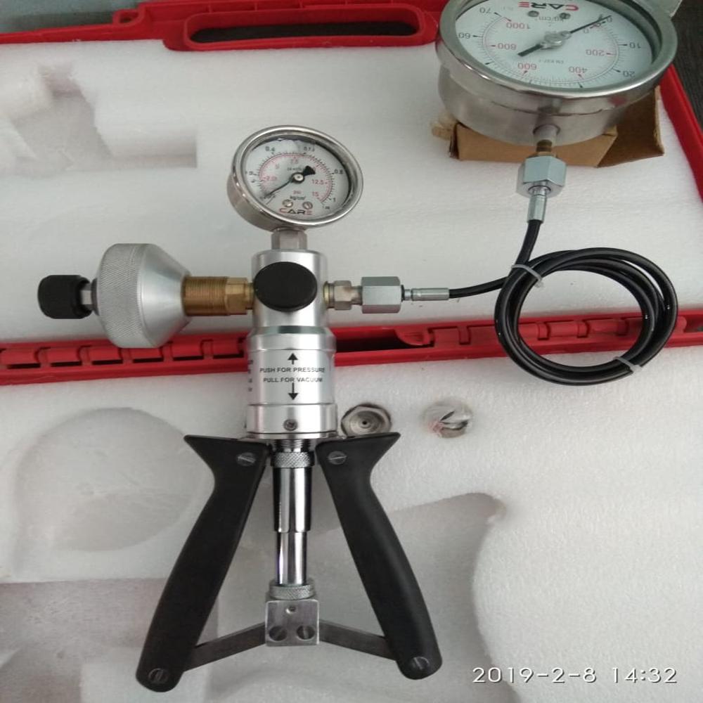 Pneumatic Hand Calibration pump