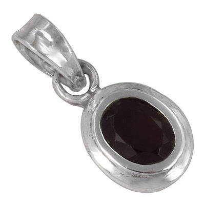 Valuable Garnet Gemstone Silver Pendant