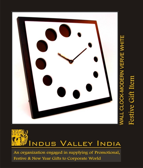Wall Clock Modern Verve White
