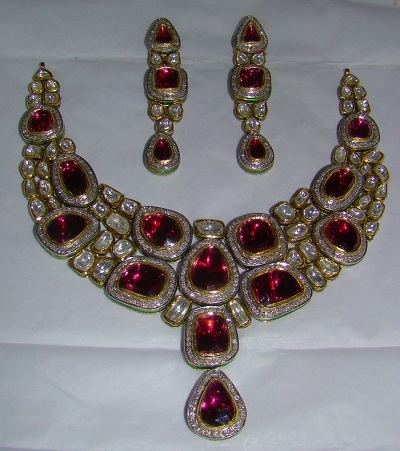 Kundan gold necklace