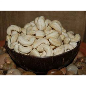 Dried Cashew Nuts