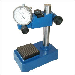 Comparator Stand