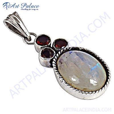 Beautiful Garnet & Rainbow Monstone Gemstone Silver Pendant 