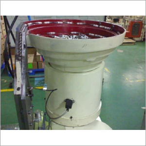 Liner Bowl Feeders