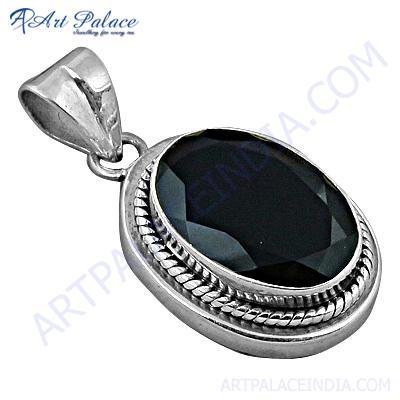 Truly Designer Black Onyx Gemstone Silver Pendant