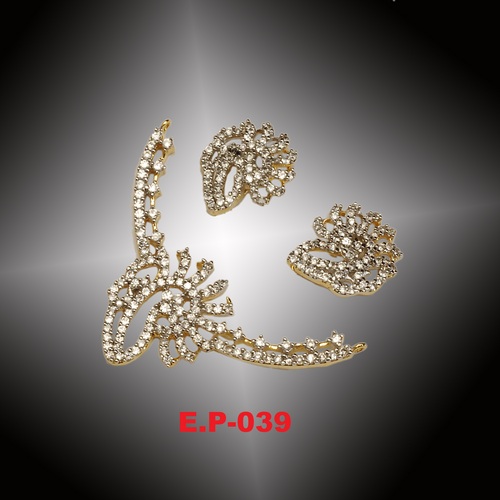 Diamond Pendant Set