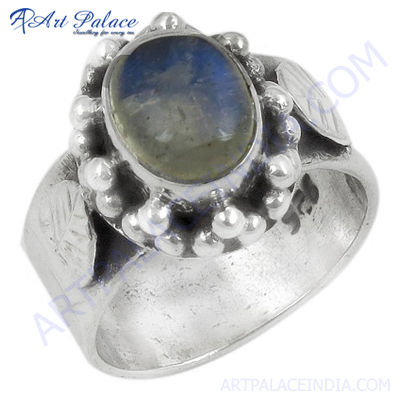 Antique Style Rainbow Moonstone Gemstone Silver Ring
