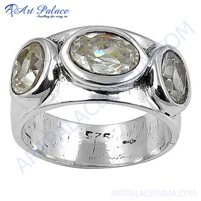 Fashionable Sparkling Cubic Zirconia Gemston Silver Ring