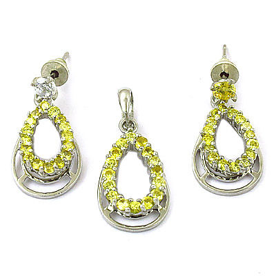 Rocking Style Citrine Gemstone Silver Earings & Pendant Set