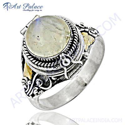 Traditional Rainbow Moonstone Silver Gemstone Ring