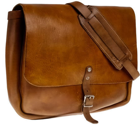 TE Hand & Traveller Bags