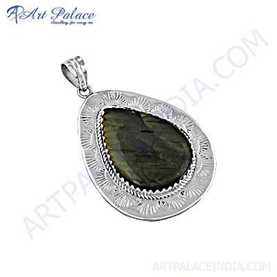 Victorian Big Labradorite Gemstone Silver Pendant