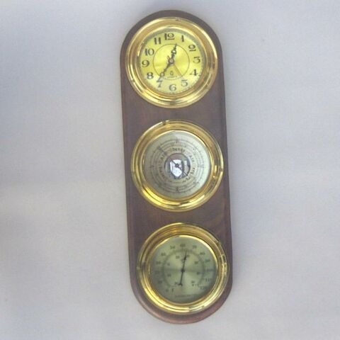 NAUTICAL BRASS AND WOOD WHETHER STATION MARINE CLOCK 19 X 6