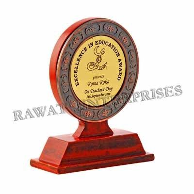 Wooden Trophy 2063