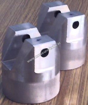 Fracture Mechanics Clevis Grips