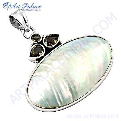 Fashionable Pearl & Smokey Quartz Gemstone Silver Pendant