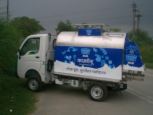 Road Milk Tanker for Hygienic Milk Transportation