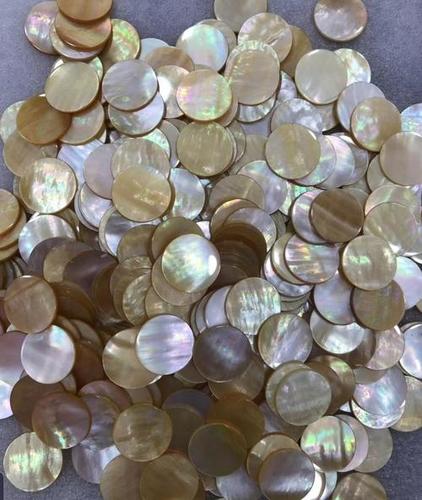 Brown Mop Shell Buttons