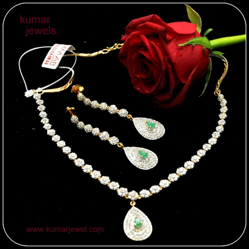chain pendant set