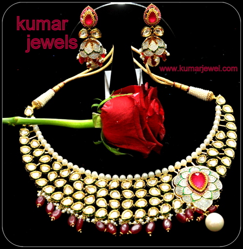Bridal kundan neck set.