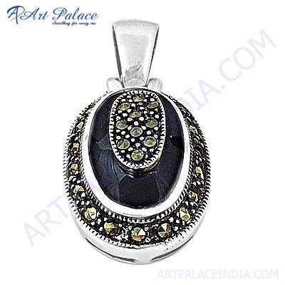 Victorian Designer Synthetic Gemstone Silver Pendant